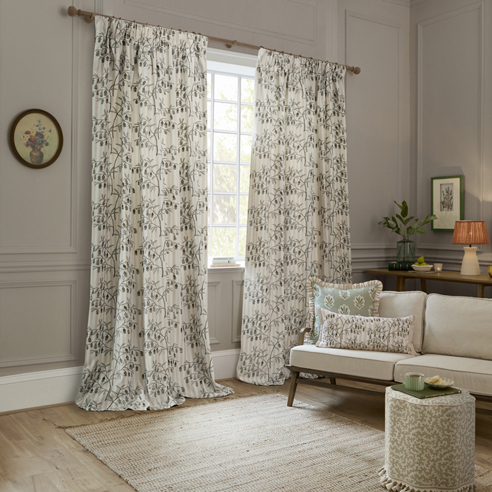 Chinese Lanterns Pencil Pleat, Linen - Ready Made Curtains - Image 3